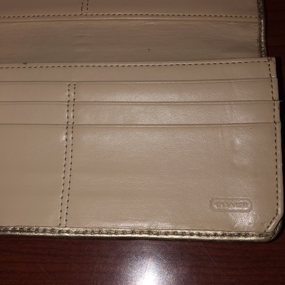 Vintage Multicoloured bifold Coach wallet - Picture 10 of 12